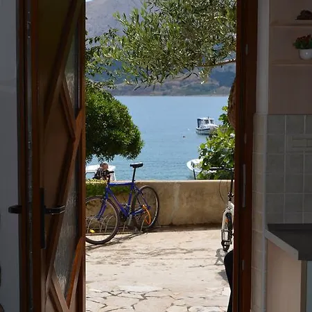 Lora Appartement Baška