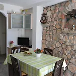 Lora * Baška