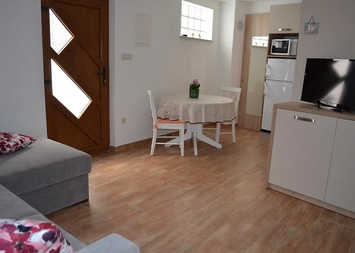 Lora Apartman Baska (Krk)