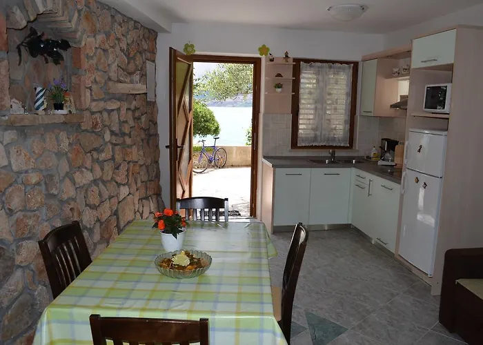 Apartman Lora