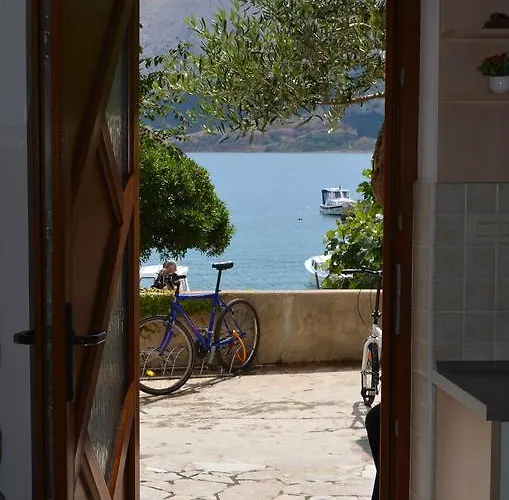 Lora Apartman Baska (Krk)